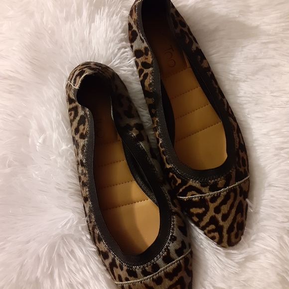 Size 6 Me Too furr leopard printed flat ballet shoes like new - Picture 3 of 16